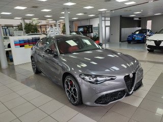 ALFA ROMEO CROSSWAGON GIULIA 2.0 MultiAir Sprint (Automata) Prémium csomag. Veloce Napfénytető. Sportos bőrülés csomag! KÉSZLETRŐL! (2025)