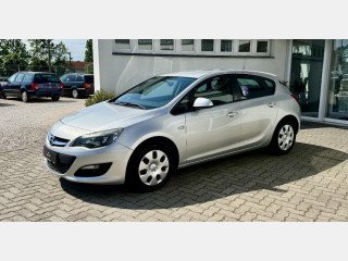 OPEL ASTRA J 1.6 Cosmo (2015)