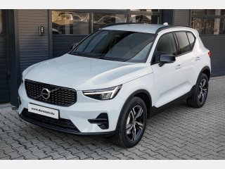 VOLVO XC40 2.0 [B3] MHEV Plus Dark DCT Készletről azonnal elvihető - Business ajánlat (2026)