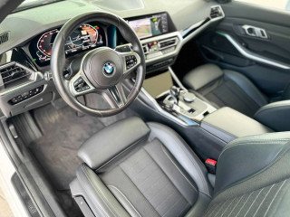 BMW 320i Advantage+LED+Navi+Rückfahrkam. +AHK (2021)