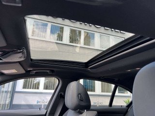 BMW 320i M Sportpaket/SD/AnhängHead Up/NP62.248€ (2022)