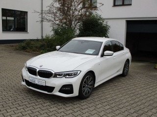 BMW 320i xDrive 50 Jahre M Sport Driving Assistant (2022)