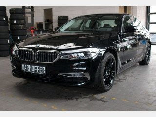 BMW 530e Luxury 18col MSportfelni schwarzNP76.020€ (2021)