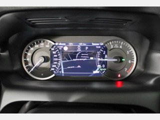 LAND ROVER DISCOVERY SPORT P300e R Dynamic S Black Pack HUD (2022)