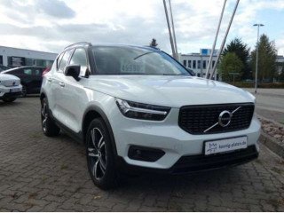 VOLVO XC40 T5 TwinEng 2WD R Design Expr. Recharge (6d) Klima (2020)