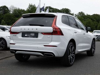 VOLVO XC60 Recharge T8 AWD R Design Expression PANO (2020)