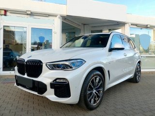 BMW X5 xDrive45e (Automata) CÉGEKNEK TARTÓS BÉRLETRE KEDVEZŐ FELTÉTELEKKEL (2021)
