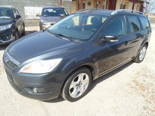 FORD FOCUS II 1.6 Trend (2010)