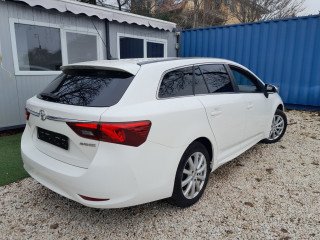 TOYOTA AVENSIS Touring Sports 2.0 D-4D Executive Edition S+ (2017)