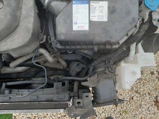 VOLVO XC60 2.0 [D4] Momentum Geartronic mo-i. 1.tulaj hiányos! (2017)