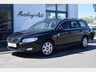 VOLVO V70 2.0 D [D3] Dynamic Edition Momentum Geartronic (2014)