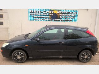 FORD FOCUS I 1.6 Trend (2000)