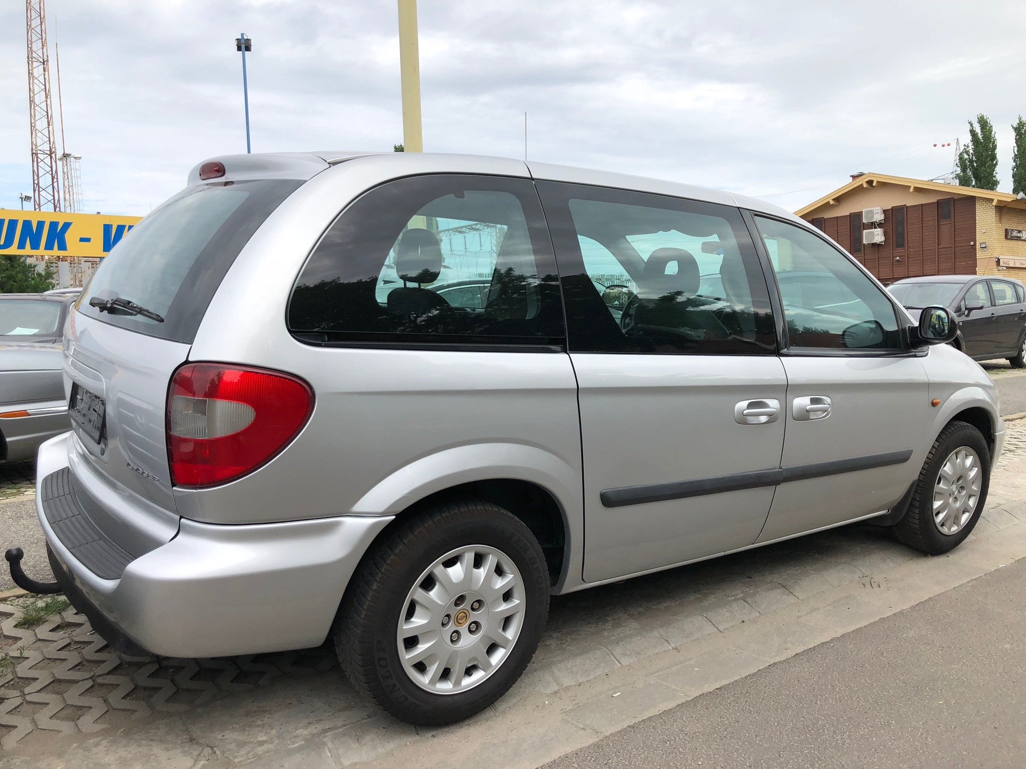 Chrysler voyager 2 поколения