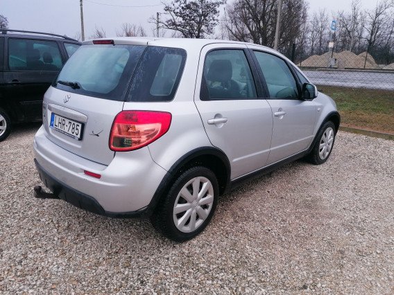 PRODEJ SUZUKI SX4 visual data 5