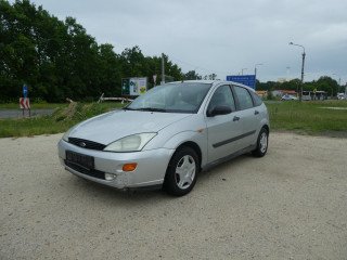 FORD FOCUS I 1.4 Ambiente (1998)