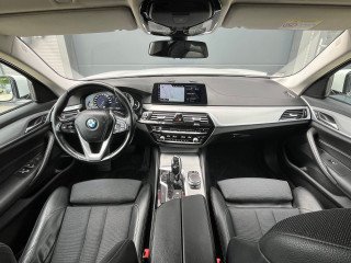 BMW 530d Touring (Automata) (2017)