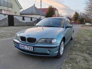 BMW 318i (2002)