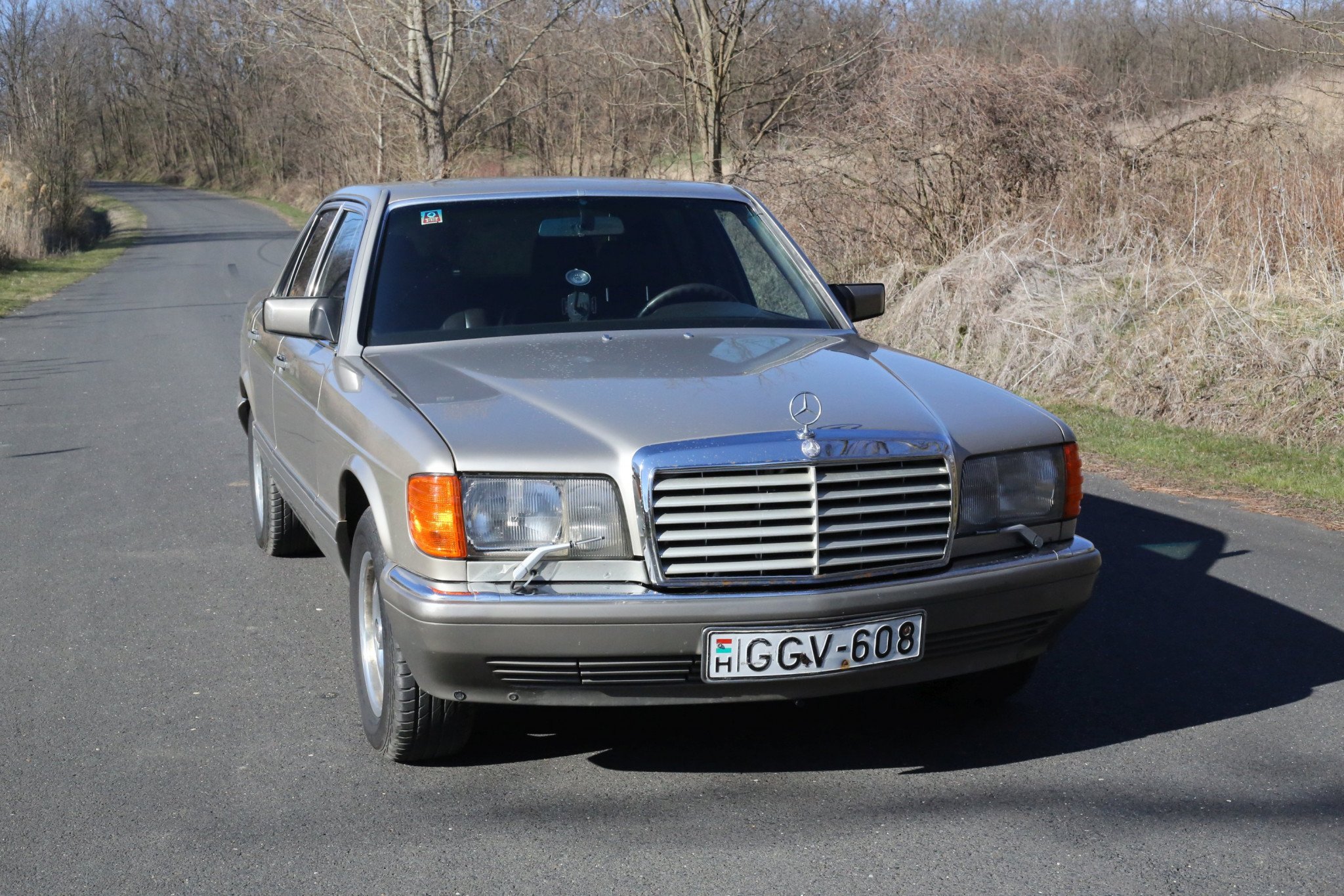 W 126 мерседес фото