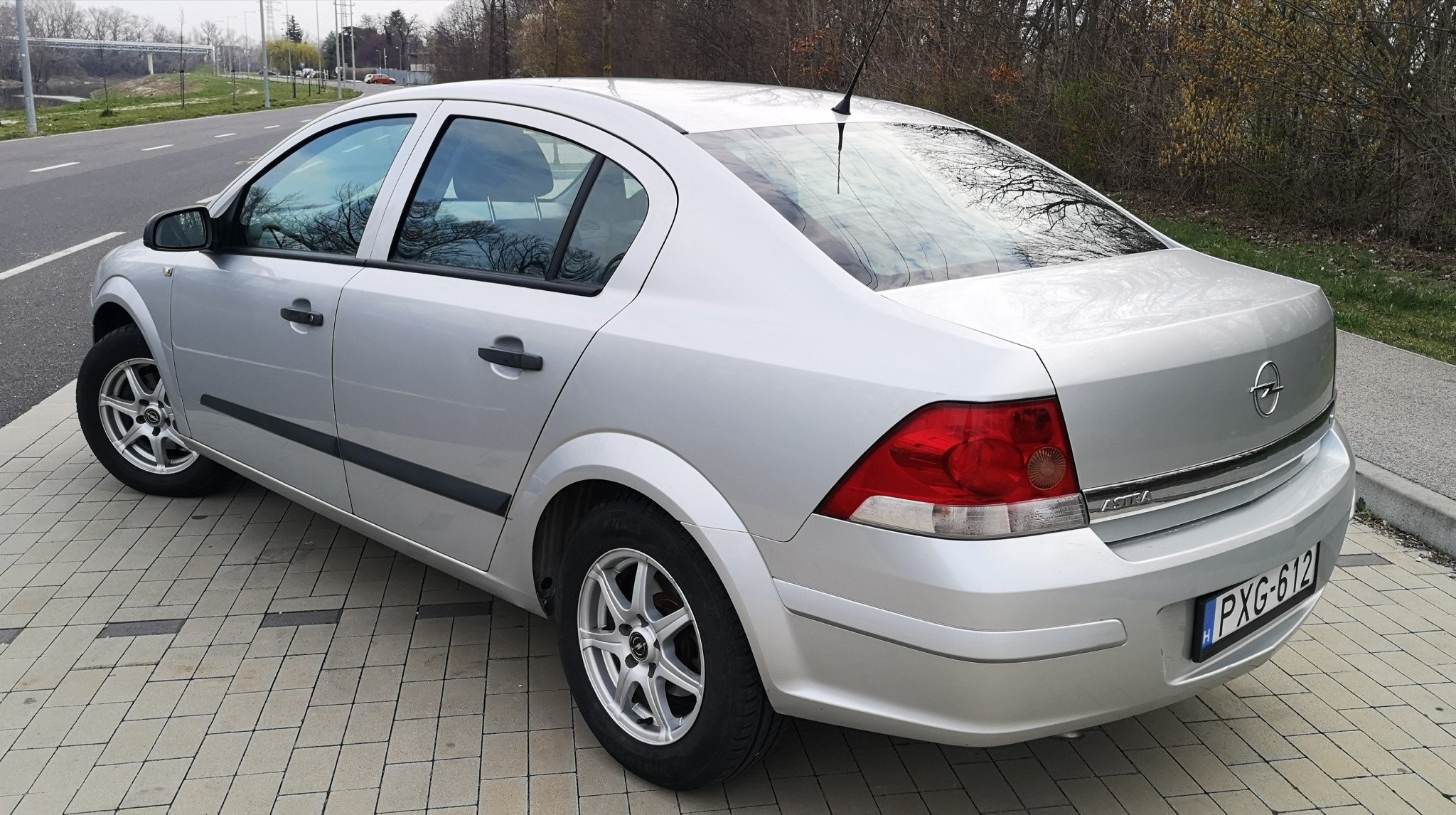 Essentia opel astra