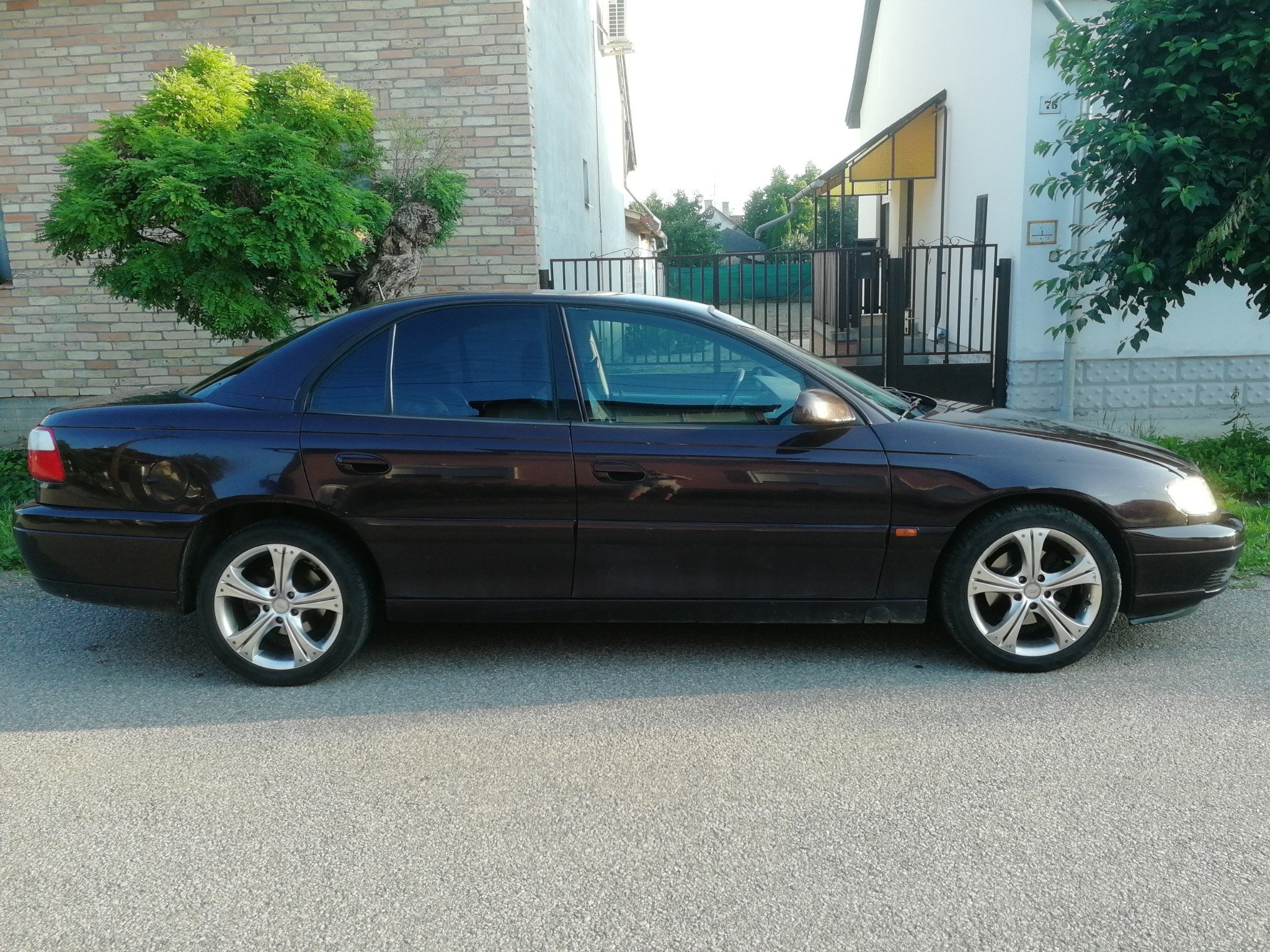 Opel omega c фото