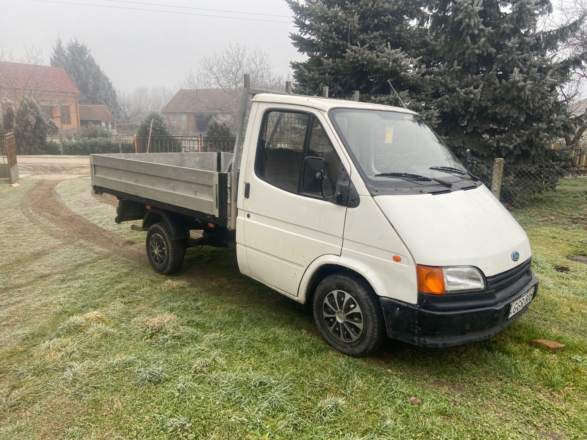 Eladó használt FORD TRANSIT D 100 (r25zer):