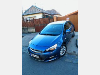 OPEL ASTRA J 1.4 Selection (2013)
