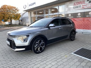 KIA NIRO HYBRID 1.6GDI PHEV Platinum + Comfort+NT, DCT, Mo.-i, 1 Tulajdonos, Végig szervizelt, Gyári garanciális, Téli-Nyári gumik! (2023)