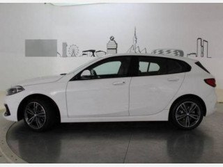 BMW 118 (2022)