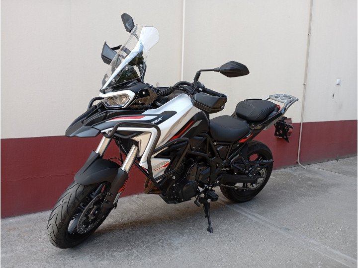 BENELLI TRK 702 E5+ Garanciával! Ajándék 3db alu doboz! Készletről!