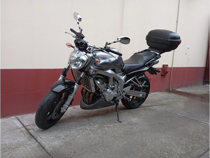 YAMAHA FZ6-N Azonnal elvihető! Kitűnő állapot!