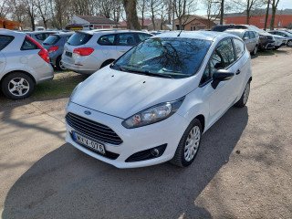FORD FIESTA COURIER (2015)